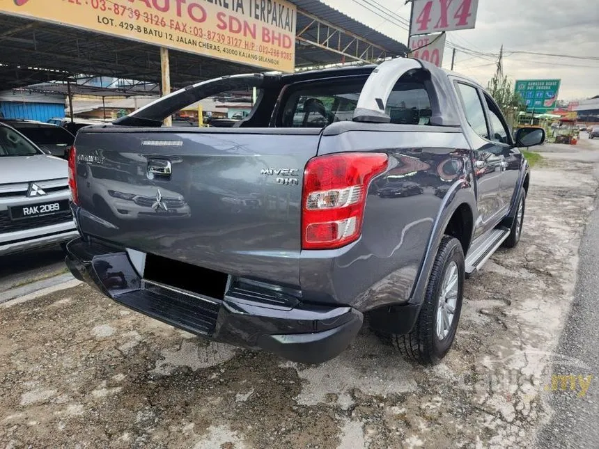 2017 Mitsubishi Triton VGT Dual Cab 4X4 Pickup