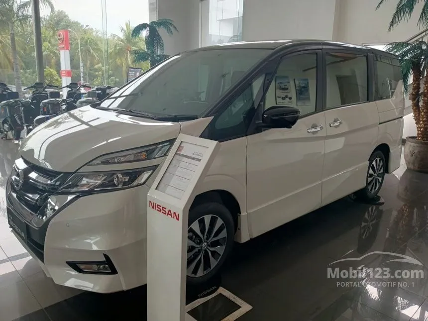 Jual Mobil Nissan Serena 2023 Highway Star 2.0 di Banten Automatic MPV Putih Rp 540.000.000