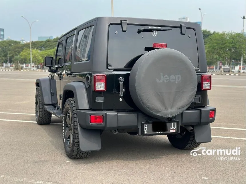 2011 Jeep Wrangler Unlimited Sport SUV