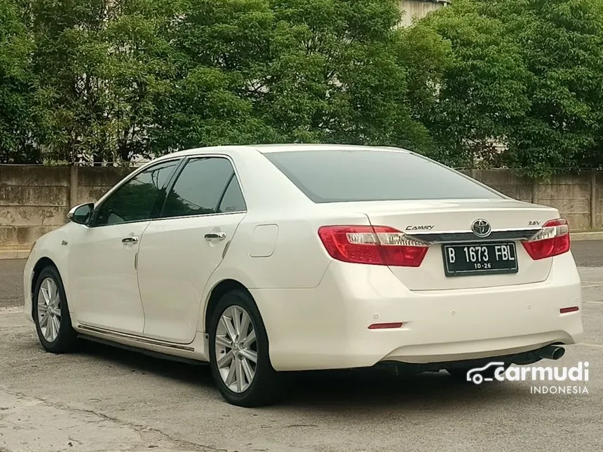 2014 Toyota Camry V Sedan