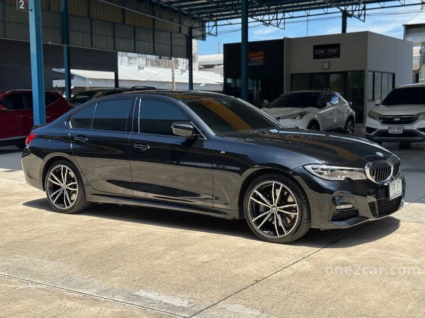 2021 BMW 330e M Sport Sedan