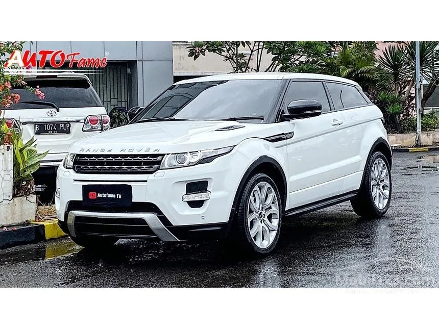 Jual Mobil Land Rover Range Rover Evoque 2012 Dynamic Luxury Si4 2.0 di Jawa Barat Automatic Coupe Putih Rp 490.000.000