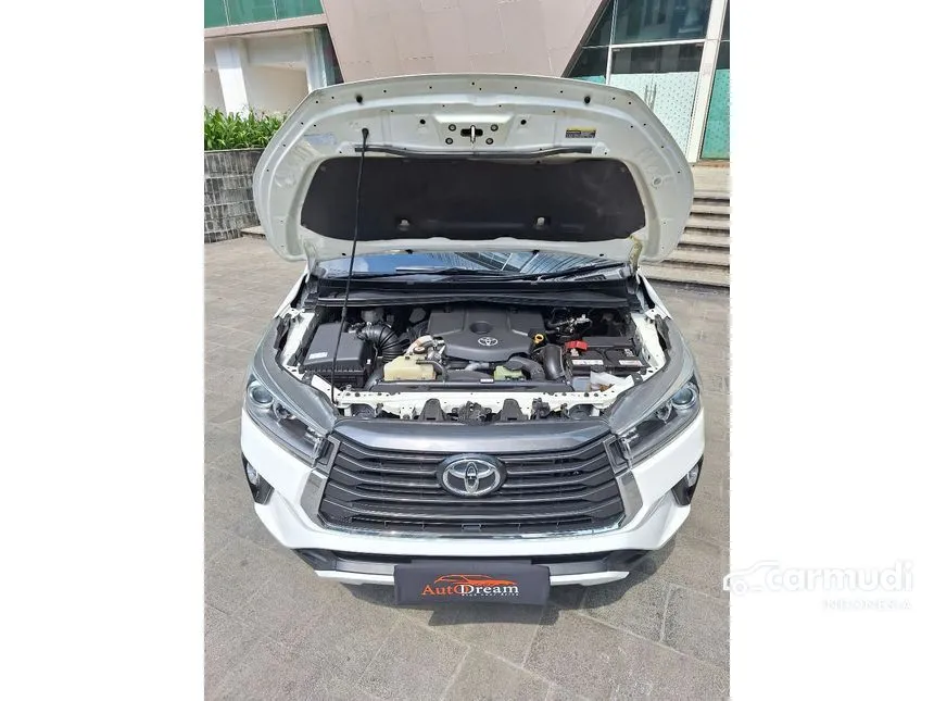 2022 Toyota Kijang Innova V MPV