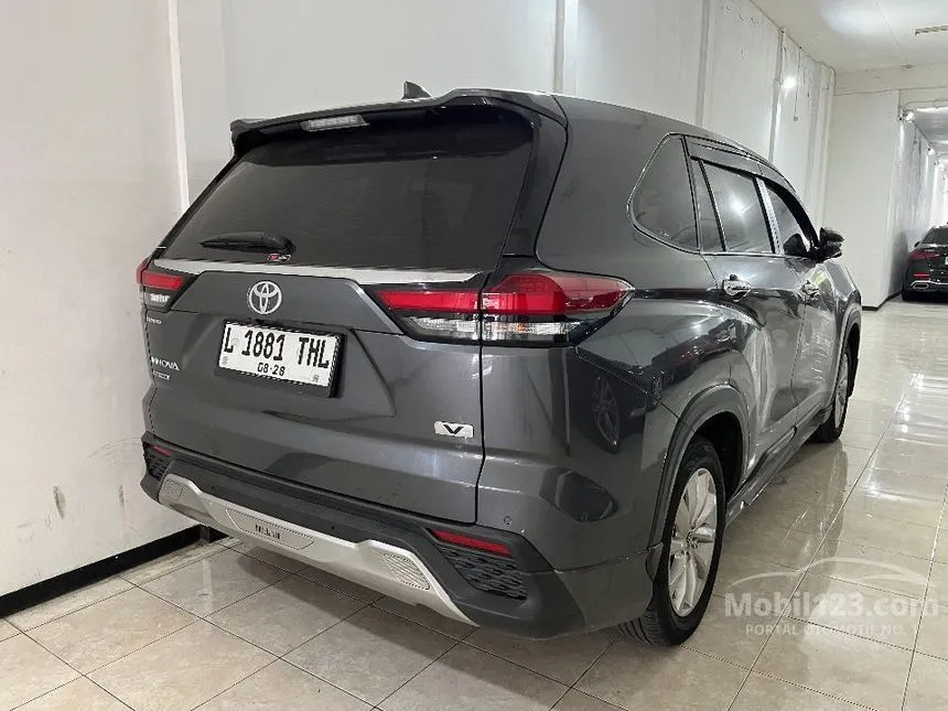 2023 Toyota Kijang Innova Zenix V (Premium Color) MPV