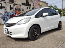2012 Honda Jazz 1.5 (ปี 08-14) S i-VTEC Hatchback AT
