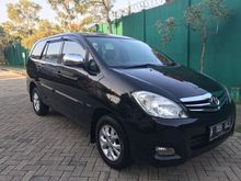 Toyota Kijang Innova 2.0 G 2010 AT Hitam Tgn 1 Pribadi Terawat Seperti Baru