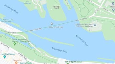 Mengikuti Google Maps, Orang Ini Justru Hampir Tenggelam