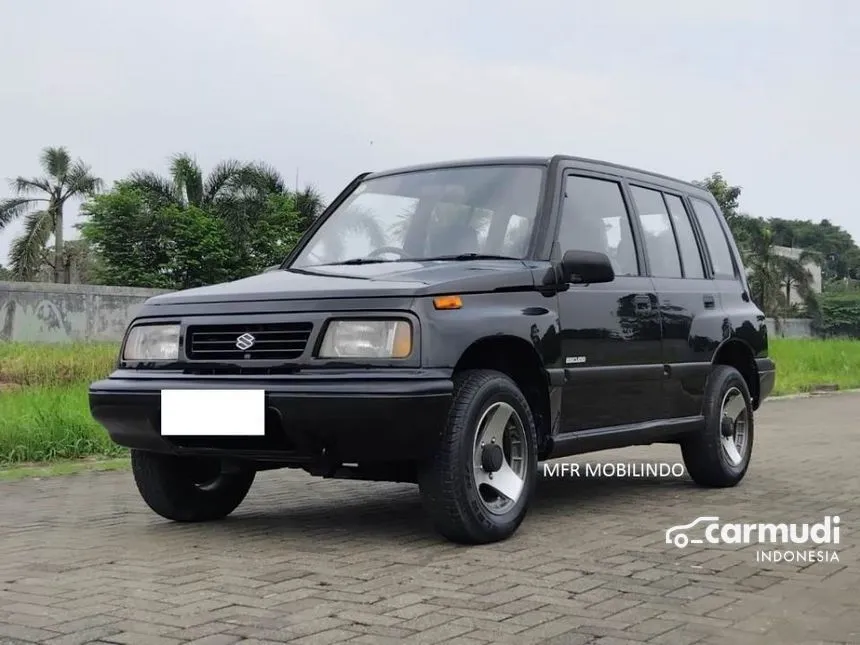 1995 Suzuki Escudo JLX SUV