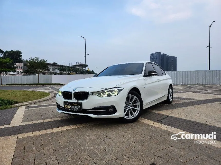 Jual Mobil BMW 320i 2018 Sport 2.0 di Banten Automatic Sedan Putih Rp 380.000.000