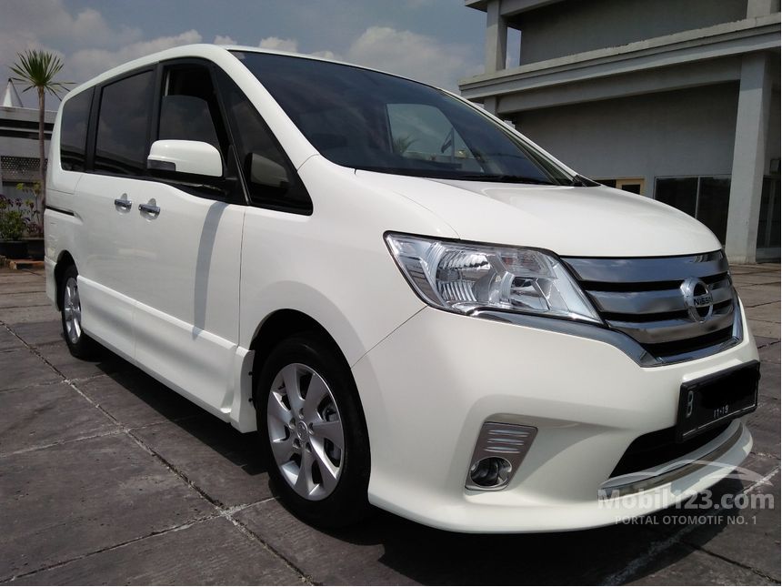 Jual Mobil Nissan Serena 2014 Highway Star 2.0 di DKI Jakarta Automatic