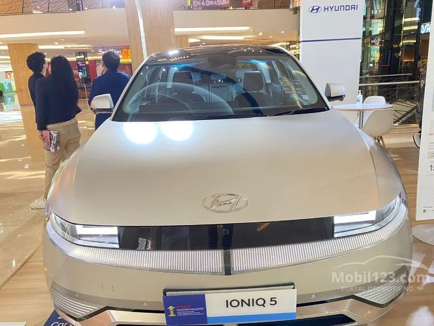 Jual Mobil Hyundai IONIQ 5 2024 Long Range Signature di DKI Jakarta Automatic Wagon Emas Rp 795.000.000
