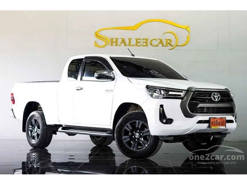2021 Toyota Hilux Revo Prerunner Mid Pickup