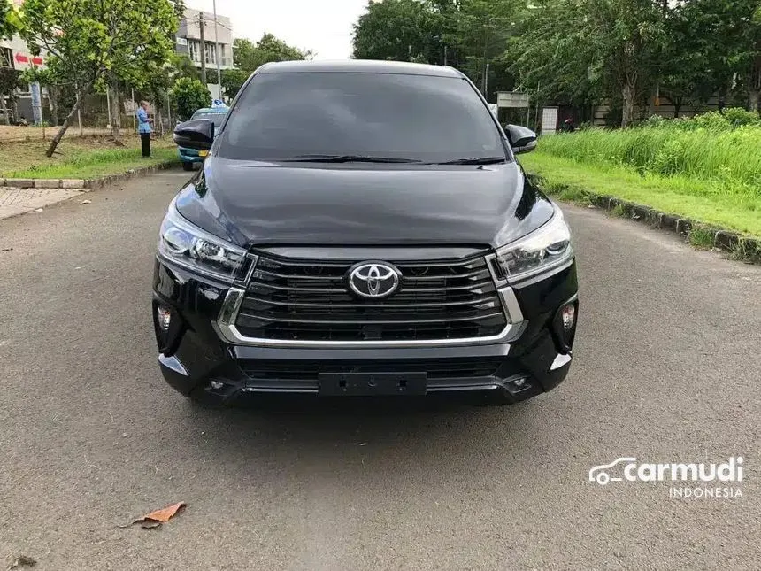 2022 Toyota Kijang Innova V MPV