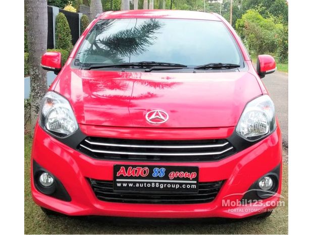 Daihatsu Mobil  Bekas  Baru  dijual  di  Pontianak  Kalimantan 