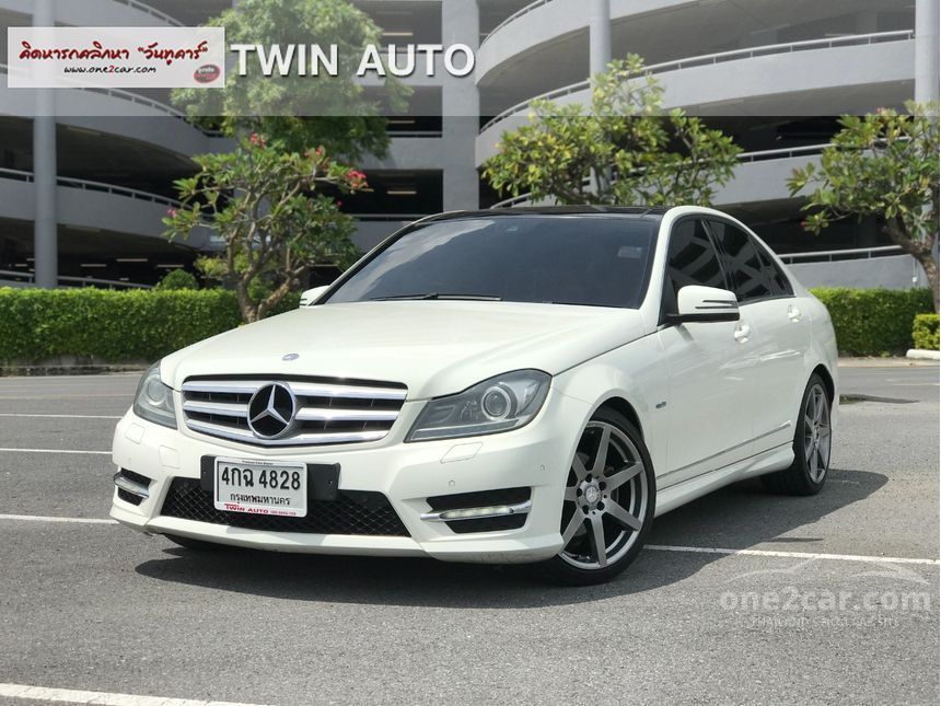 Mercedes Benz C180 Amg 11 1 6 In กร งเทพและปร มณฑล Automatic Sedan ส ขาว For 998 000 Baht One2car Com