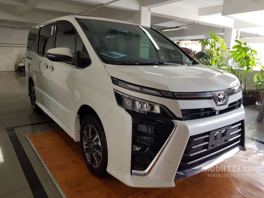 Jual Mobil  Toyota  Voxy  2021 R80 2 0 di DKI Jakarta 