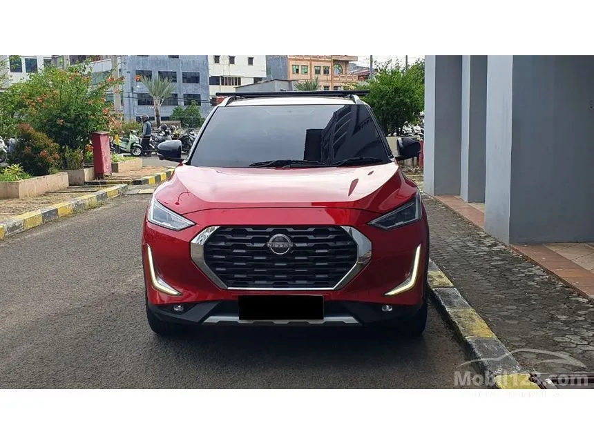 2025 Nissan Magnite Premium (2 Tone) SUV