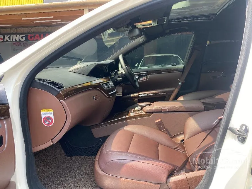 2012 Mercedes-Benz S300L Solitaire Sedan