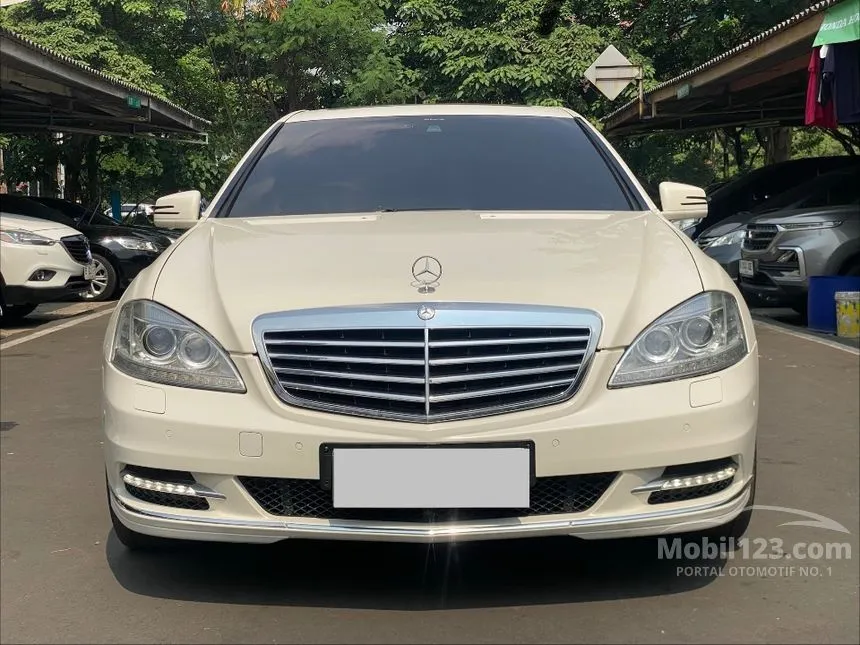 2012 Mercedes-Benz S300L Solitaire Sedan
