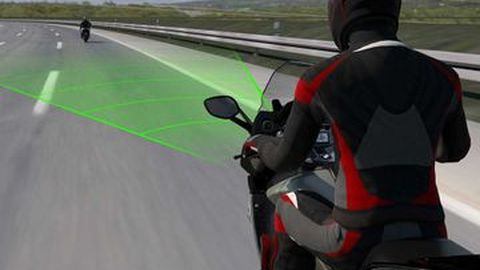 BMW Motorrad Kenalkan Sistem Cruise Control Aktif