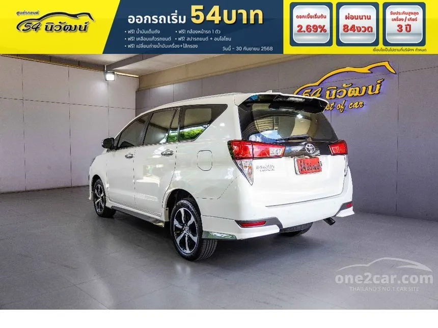 2021 Toyota INNOVA Crysta Premium Wagon
