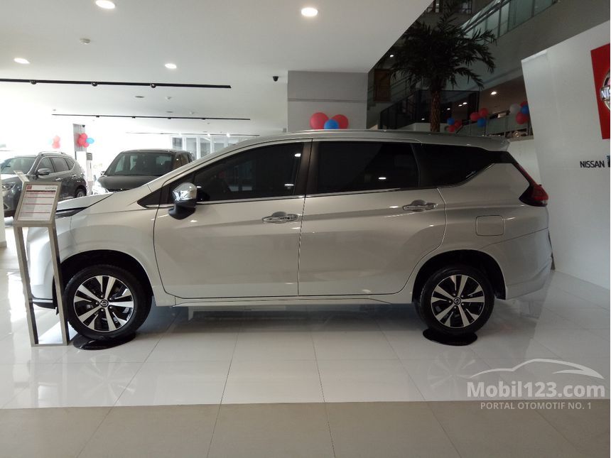 Jual Mobil Nissan Livina 2019 VL 1 5 di DKI Jakarta 