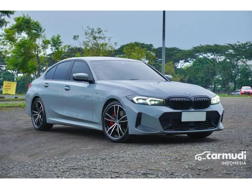 2023 BMW 330i M Sport Pro Sedan