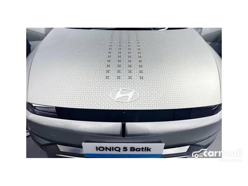 Jual Mobil Hyundai IONIQ 5 2024 Batik Edition di DKI Jakarta Automatic SUV Silver Rp 650.000.000