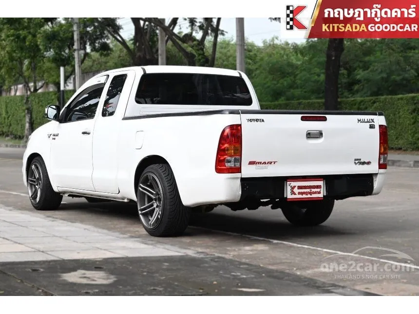 2011 Toyota HILUX VIGO E Smart Cab Pickup