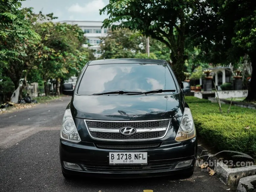 2010 Hyundai H-1 XG MPV