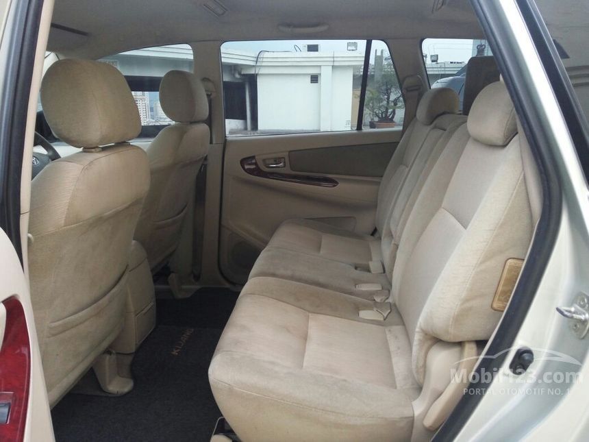 Jual Mobil Toyota Kijang Innova 2005 V 2.0 di DKI Jakarta Automatic MPV ...