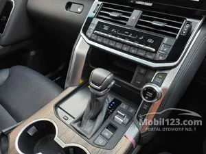 2025 Toyota Land Cruiser 3.3 300 VX-R SUV