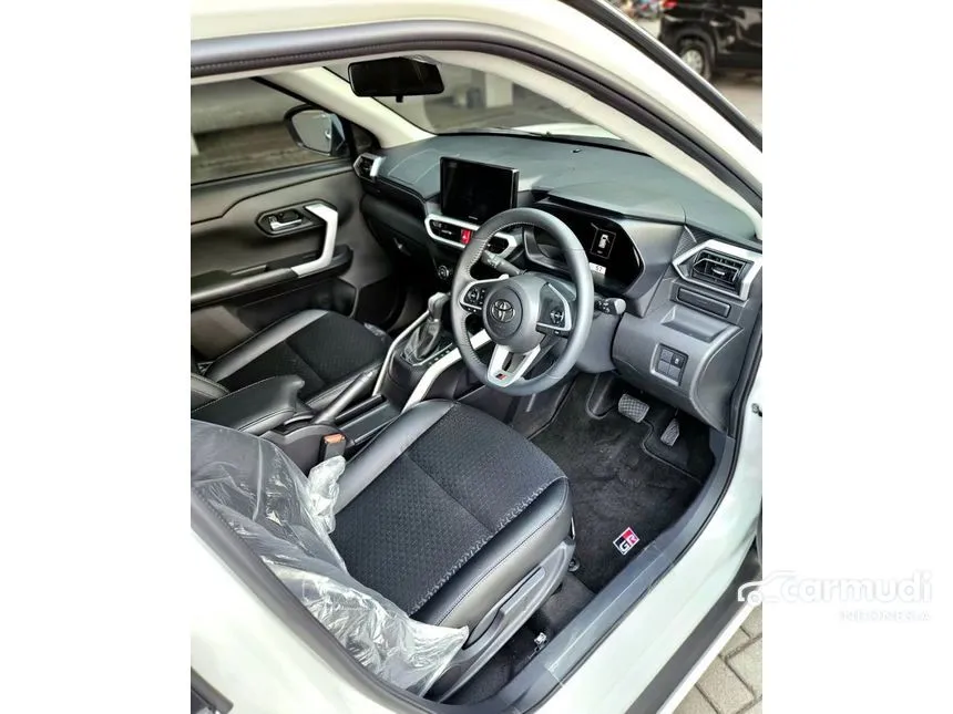 2025 Toyota Raize GR Sport (2 Tone) SUV