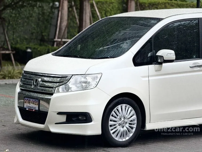 2013 Honda STEPWGN Spada JP Wagon