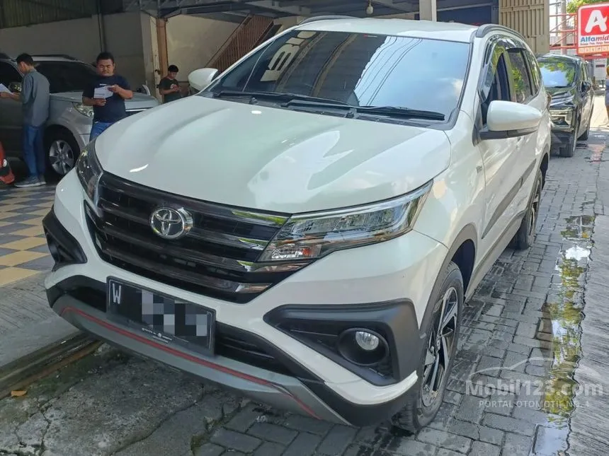Jual Mobil Toyota Rush 2021 TRD Sportivo 1.5 di Jawa Timur Manual SUV Putih Rp 243.000.000