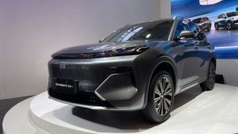 Debut Geely di GIIAS 2025, Perkenalkan 3 Model Elektrifikasi Sekaligus