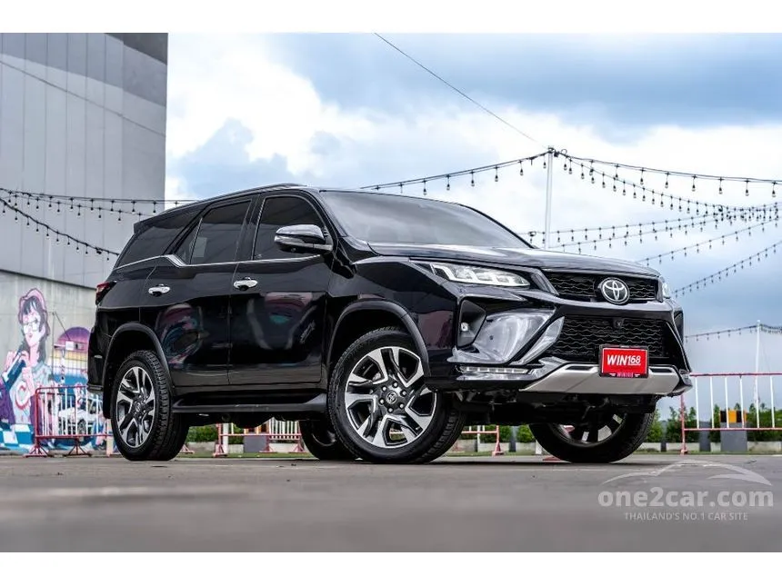 2022 Toyota Fortuner Legender SUV