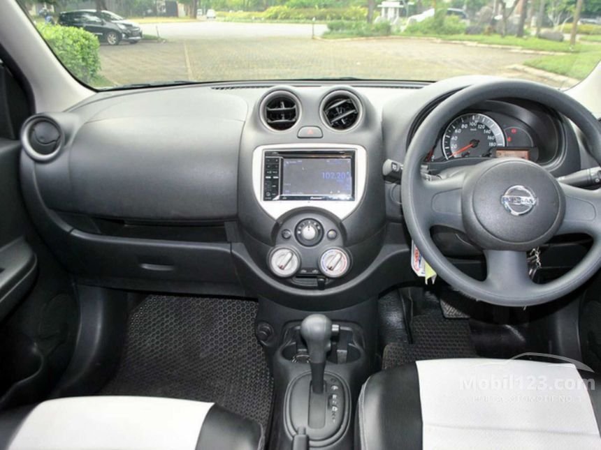 Jual Mobil  Nissan  March  2012 XS 1 2 di Banten Automatic 