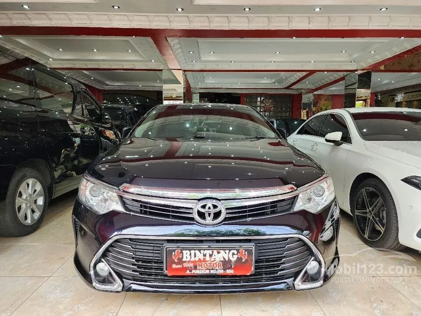 Jual Mobil Toyota Camry 2017 V 2.5 di Jawa Barat Automatic Sedan Hitam Rp 246.000.000