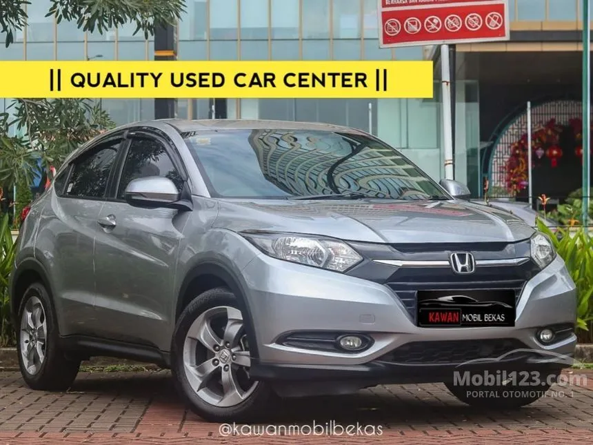 Jual Mobil Honda HR