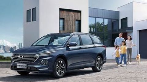 Gila, Harga MPV Premium Wuling Victory Setara Avanza