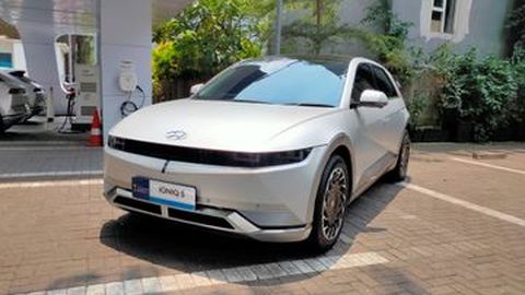 Hyundai Ioniq 5 Terbaru Dilengkapi Teknologi Bluelink, Harga Naik Rp11 Juta