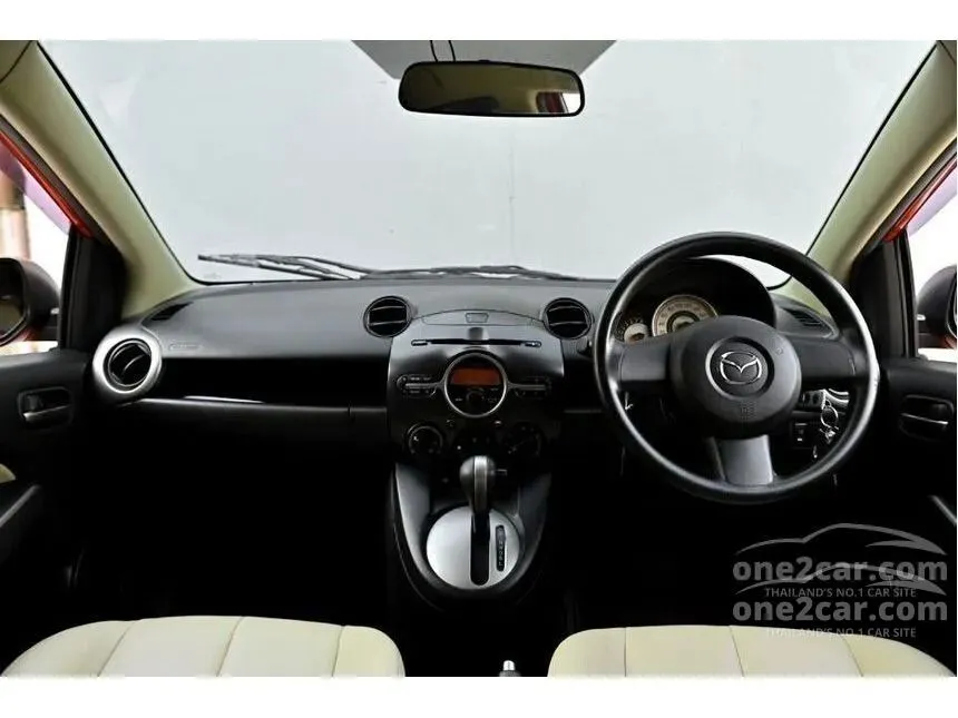 2011 Mazda 2 Groove Sedan