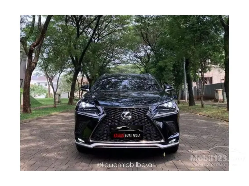 Jual Mobil Lexus NX300 2020 F