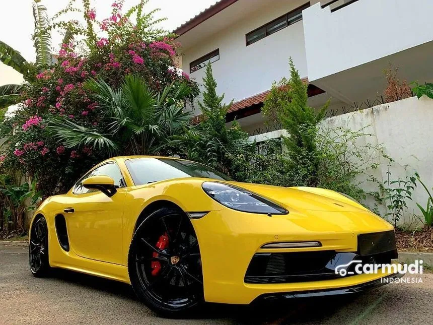 Jual Mobil Porsche 718 2023 Cayman S 2.5 di DKI Jakarta Automatic Coupe Kuning Rp 3.249.000.000