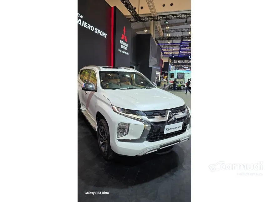 2024 Mitsubishi Pajero Sport Dakar SUV