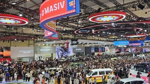 2025 Tinggal 3 Bulan Lagi, Penjualan Mobil Belum juga Sentuh 600 Ribu Unit