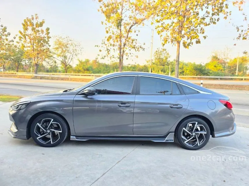 2021 MG MG5 X Sedan