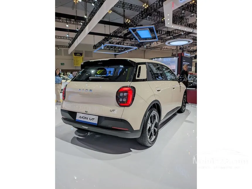 2026 GAC AION UT Premium Hatchback