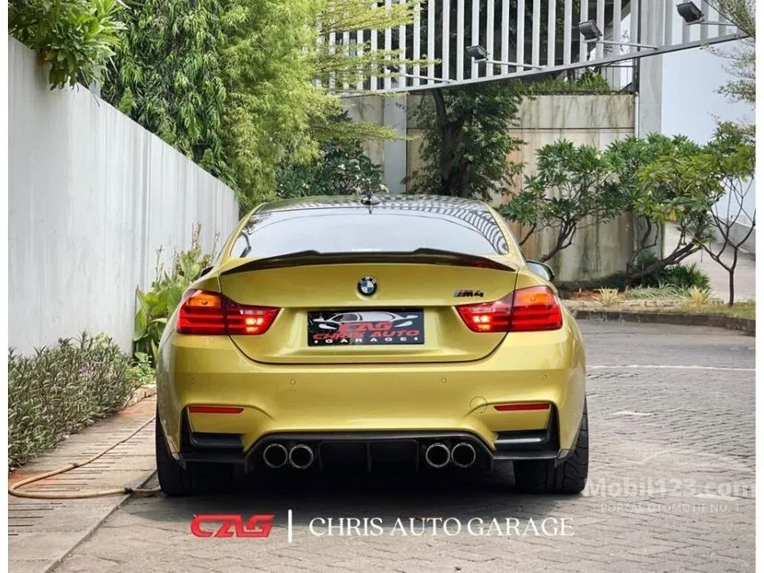 Jual Mobil BMW M4 2015 3.0 di DKI Jakarta Automatic Coupe Kuning Rp 1 ...